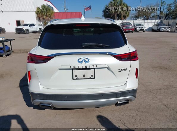 3PCAJ5M38KF103299 2019 INFINITI QX50 White 