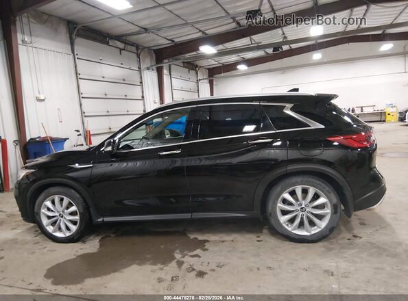 3PCAJ5M39KF111329 2019 INFINITI QX50 Black Widok wnętrza 360 stopni
