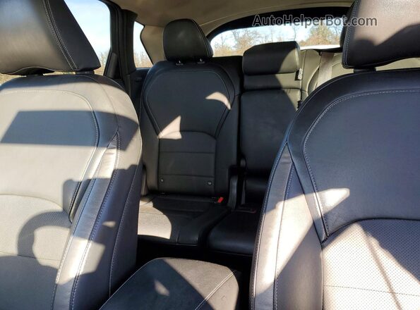 3PCAJ5M39KF119270 2019 INFINITI QX50 Black Հետևի նստատեղերի տեսք