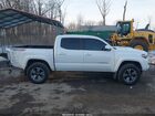 2017 Toyota Tacoma Trd Sport White vin: 3TMCZ5AN0HM089880