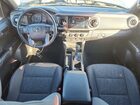 2017 Toyota Tacoma Trd Sport Серый vin: 3TMDZ5BNXHM031147