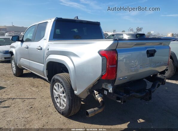 3TMLB5JN1TM215483 2026 TOYOTA TACOMA Серебряный Задняя левая четверть