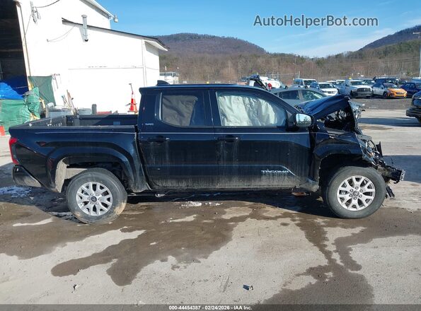 3TMLB5JN4TM216238 2026 TOYOTA TACOMA Black 360 interior view