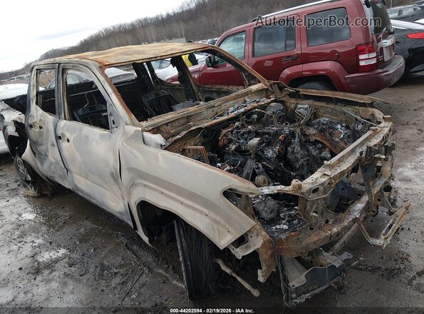 3TMLB5JN7TM211907 2026 TOYOTA TACOMA Серый Передняя правая четверть