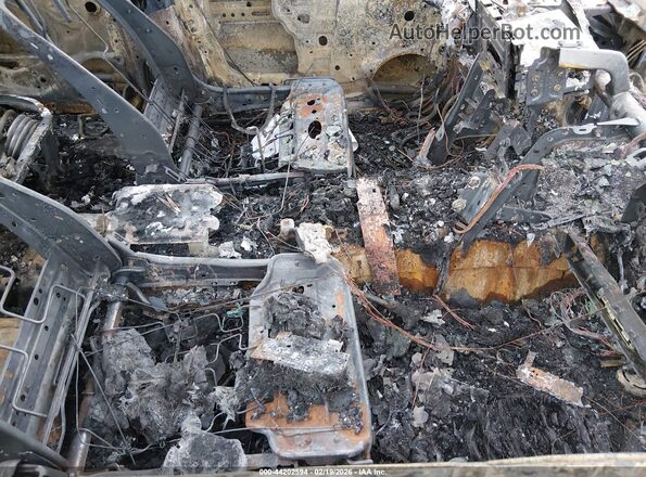 3TMLB5JN7TM211907 2026 TOYOTA TACOMA Серый Вид салона спереди