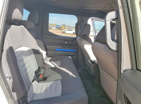 3TMLB5JN7TM212944 2026 TOYOTA LE Белый Вид задних сидений