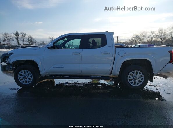 3TMLB5JNXRM008180 2024 TOYOTA TACOMA White Vista interior de 360 grados