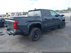 2026 Toyota Tacoma Sr Серый vin: 3TYKD5HN2TT039611