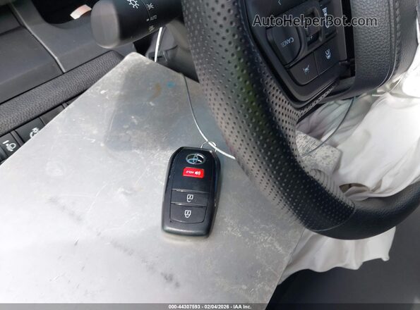 3TYKD5HN2TT039611 2026 TOYOTA TACOMA Серый Вид панели приборов