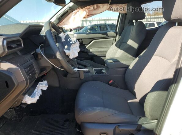 3TYLB5JNXRT019829 2024 TOYOTA LE White წინა სალონის ხედი