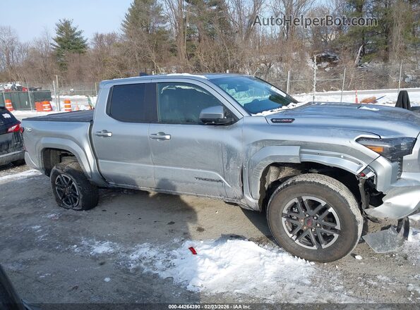 3TYLC5LN6ST022470 2025 TOYOTA TACOMA HYBRID Silver Вид задньої частини салону