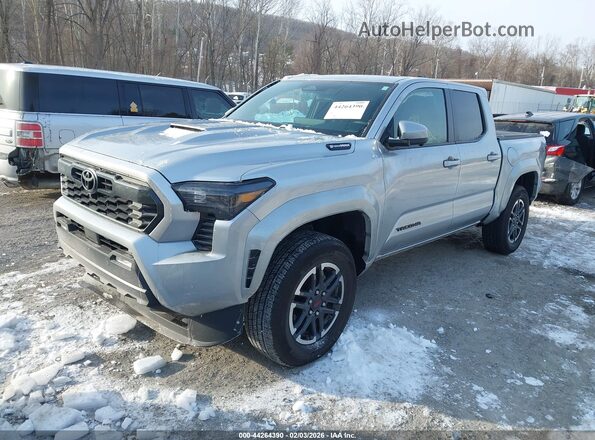 3TYLC5LN6ST022470 2025 TOYOTA TACOMA HYBRID Silver Передня ліва чверть