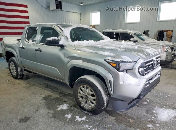 3TYLD5KN3TT023611 2026 TOYOTA LE Silver Delantero derecho