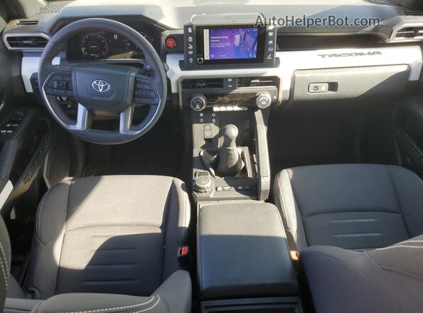 3TYLE5JN5RT044399 2024 TOYOTA LE White წინა პანელის ხედი