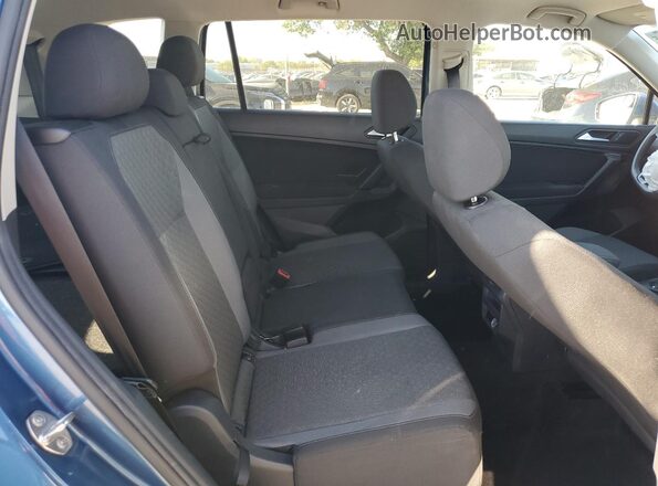 3VV1B7AX2KM022876 2019 VOLKSWAGEN TIGUAN Синий Вид задней части салона