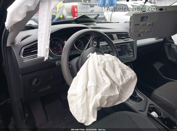 3VV1B7AX4LM039289 2020 VOLKSWAGEN TIGUAN Black 