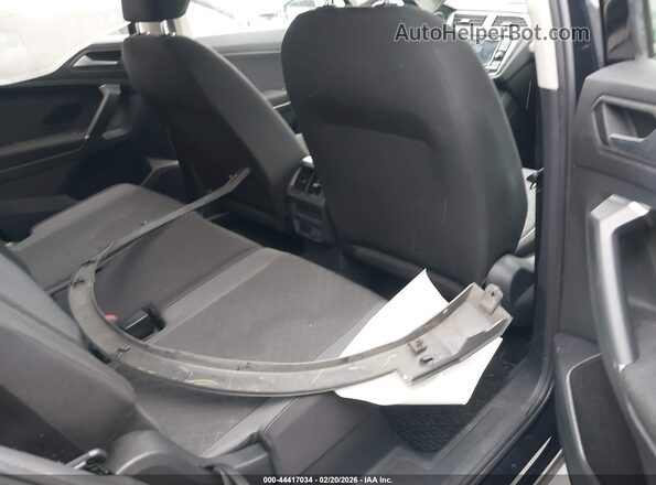 3VV1B7AX4LM039289 2020 VOLKSWAGEN TIGUAN Black Widok naklejki z numerem VIN