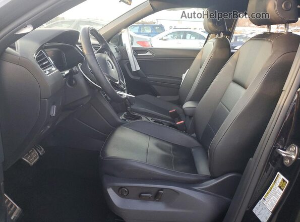 3VV2B7AX1KM175446 2019 VOLKSWAGEN TIGUAN Черный Вид салона спереди