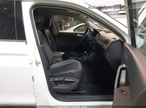 3VV2B7AX3KM182611 2019 VOLKSWAGEN TIGUAN Белый Вид салона спереди