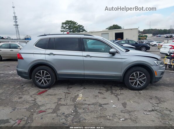 3VV2B7AX3LM107179 2020 VOLKSWAGEN TIGUAN Silver Вид задньої частини салону