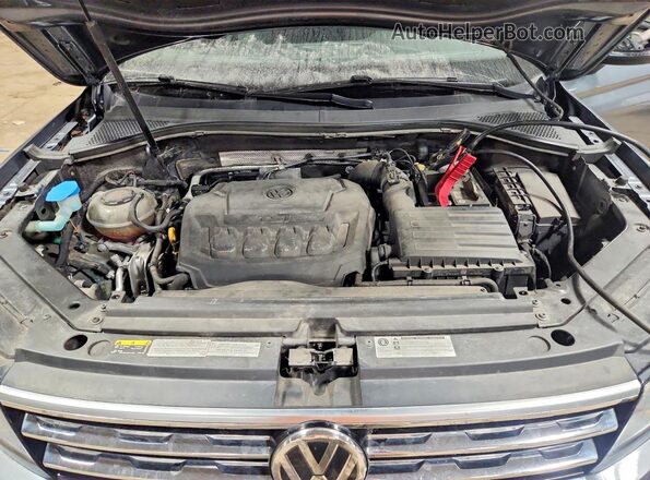 3VV2B7AX5JM219740 2018 VOLKSWAGEN TIGUAN Серый Вид подкапотного пространства
