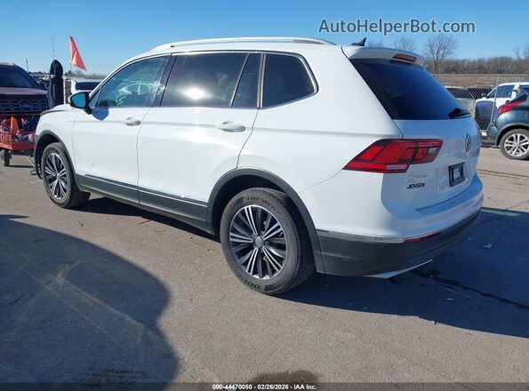 3VV2B7AX8KM011899 2019 VOLKSWAGEN TIGUAN White Rear left