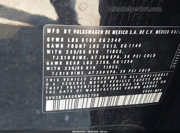 3VV3B7AX0RM002709 2024 VOLKSWAGEN TIGUAN Black Engine compartment view