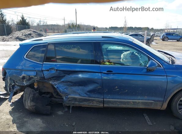 3VV3B7AX2JM016227 2018 VOLKSWAGEN TIGUAN Синий Вид задней части салона