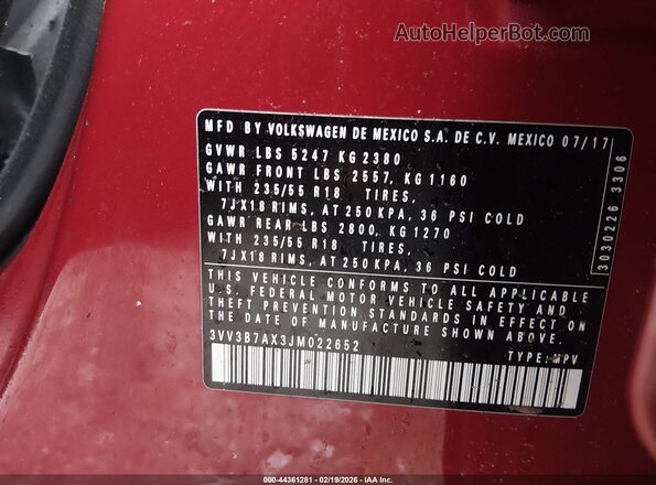 3VV3B7AX3JM022652 2018 VOLKSWAGEN TIGUAN Red Вид підкапотного простору