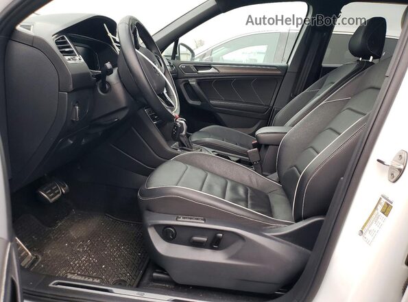 3VV4B7AX0PM137853 2023 VOLKSWAGEN TIGUAN White Vista interior delantera