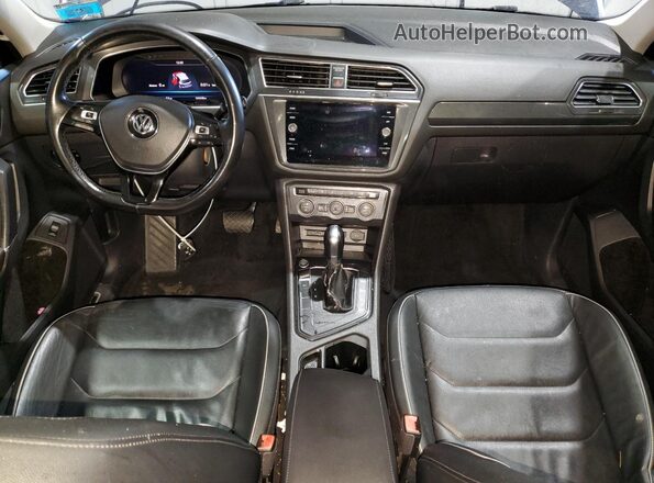 3VV5B7AX2JM151765 2018 VOLKSWAGEN TIGUAN Черный Вид панели приборов