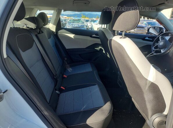 3VV5C7B22TM010441 2026 VOLKSWAGEN TAOS Белый Вид задней части салона