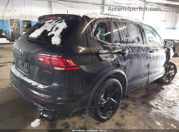 3VV8B7AX7RM032571 2024 VOLKSWAGEN TIGUAN Black Tył prawy