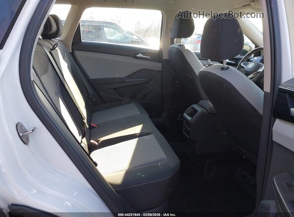 3VV8X7B29RM027795 2024 VOLKSWAGEN TAOS White Widok naklejki z numerem VIN