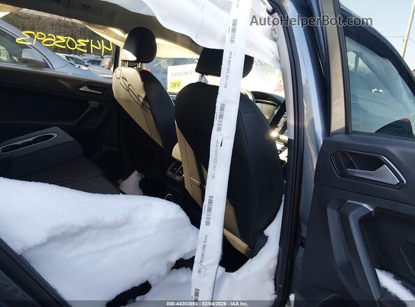 3VVAB7AX8RM225247 2024 VOLKSWAGEN TIGUAN Серый Вид наклейки с VIN-кодом