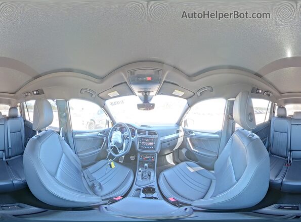 3VVCB7AX1NM047054 2022 VOLKSWAGEN TIGUAN Gray Vista interior de 360 grados