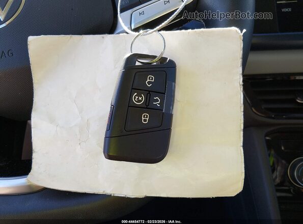 3VVEX7B28PM307479 2023 VOLKSWAGEN TAOS Gray Vista del salpicadero