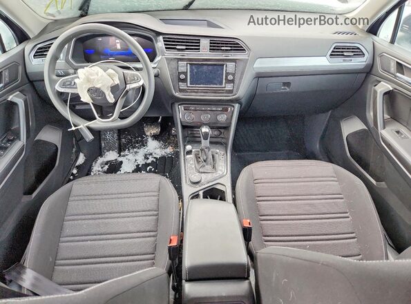 3VVFB7AX7PM114241 2023 VOLKSWAGEN TIGUAN Black Vista del salpicadero