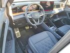 2025 Volkswagen Tiguan Sel R-line Black Gray vin: 3VVLR7RM6SM042904