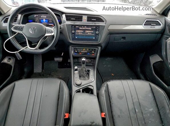3VVMB7AX7RM039728 2024 VOLKSWAGEN TIGUAN Gray წინა პანელის ხედი