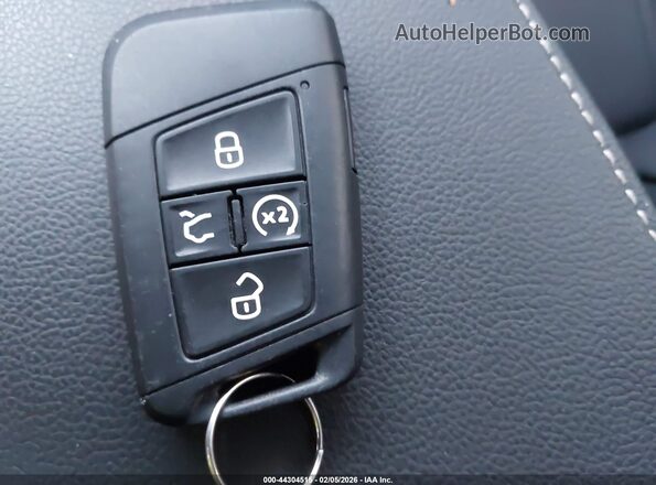 3VVNB7AX9RM138796 2024 VOLKSWAGEN TIGUAN Black Առջևի վահանակի տեսք