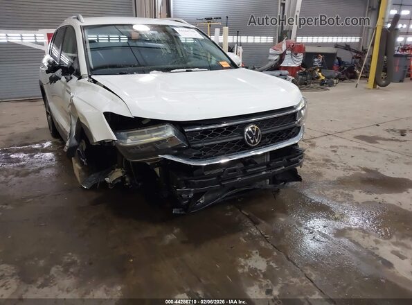 3VVRX7B22NM022999 2022 VOLKSWAGEN TAOS Белый Вид спереди