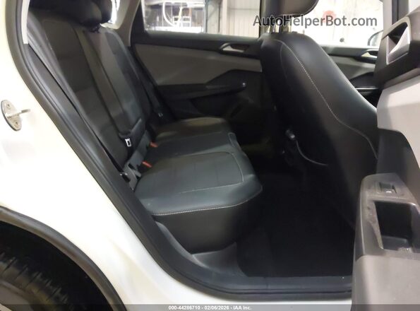 3VVRX7B22NM022999 2022 VOLKSWAGEN TAOS Белый Вид наклейки с VIN-кодом