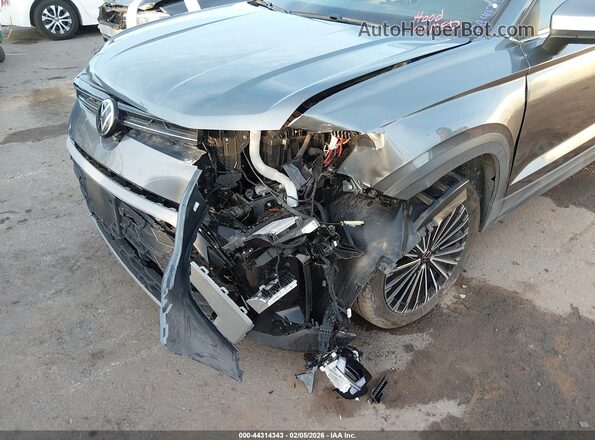 3VVSC7B2XSM017252 2025 VOLKSWAGEN TAOS Серый Вид спереди