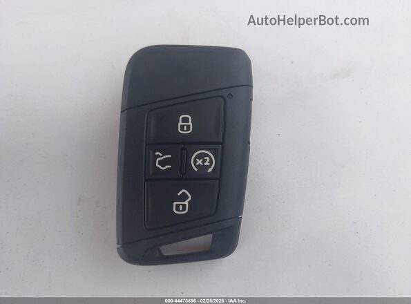 3VVUC7B29TM013994 2026 VOLKSWAGEN TAOS Черный Вид панели приборов