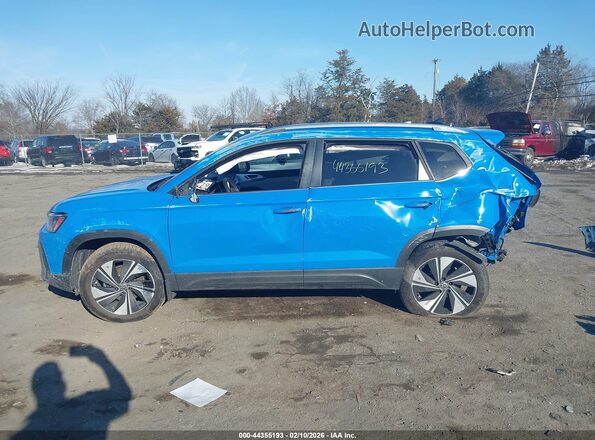 3VVVC7B28SM034130 2025 VOLKSWAGEN TAOS Синий Панорамный вид салона 360°