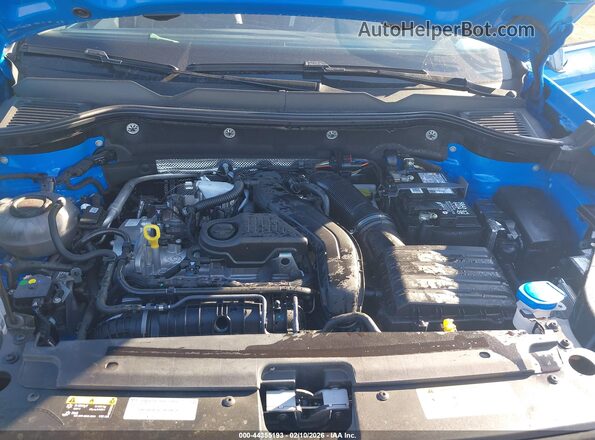 3VVVC7B28SM034130 2025 VOLKSWAGEN TAOS Синий Вид сзади