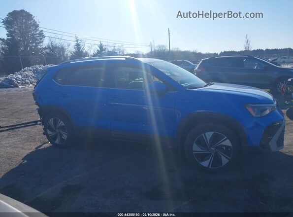 3VVVC7B28SM034130 2025 VOLKSWAGEN TAOS Синий Вид задней части салона