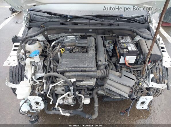 3VW2B7AJ4HM322519 2017 VOLKSWAGEN JETTA Белый Вид сзади
