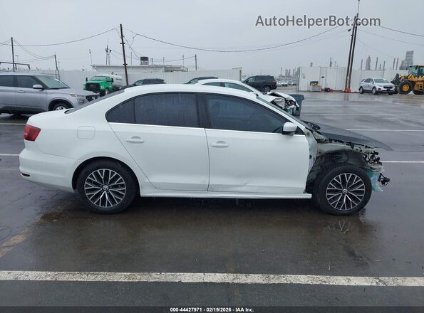 3VW2B7AJ4HM322519 2017 VOLKSWAGEN JETTA Белый Панорамный вид салона 360°